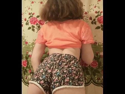 ❤️ Babe żagħżugħa sexy tqaxxir ix-xorts tagħha fuq il-kamera ❌ Sess ta' kwalità fil-porn mt.bassaniluigi.ru ❌